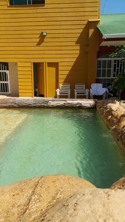 Hospedaje Solymar III Sarie Bay San Andrés エクステリア 写真
